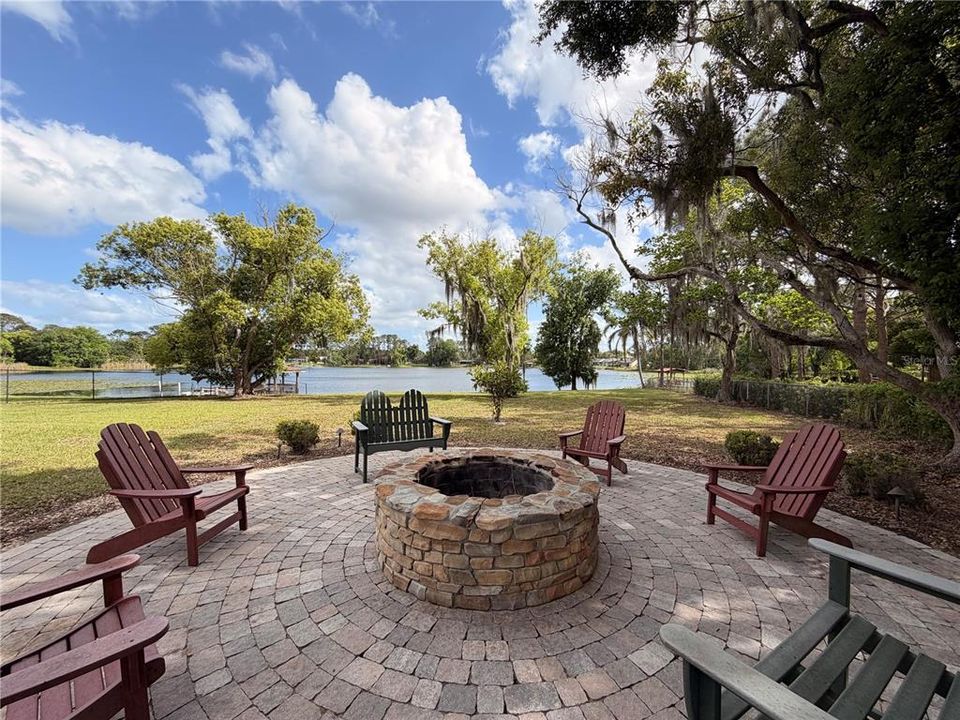 Active With Contract: $1,200,000 (5 beds, 4 baths, 3238 Square Feet)