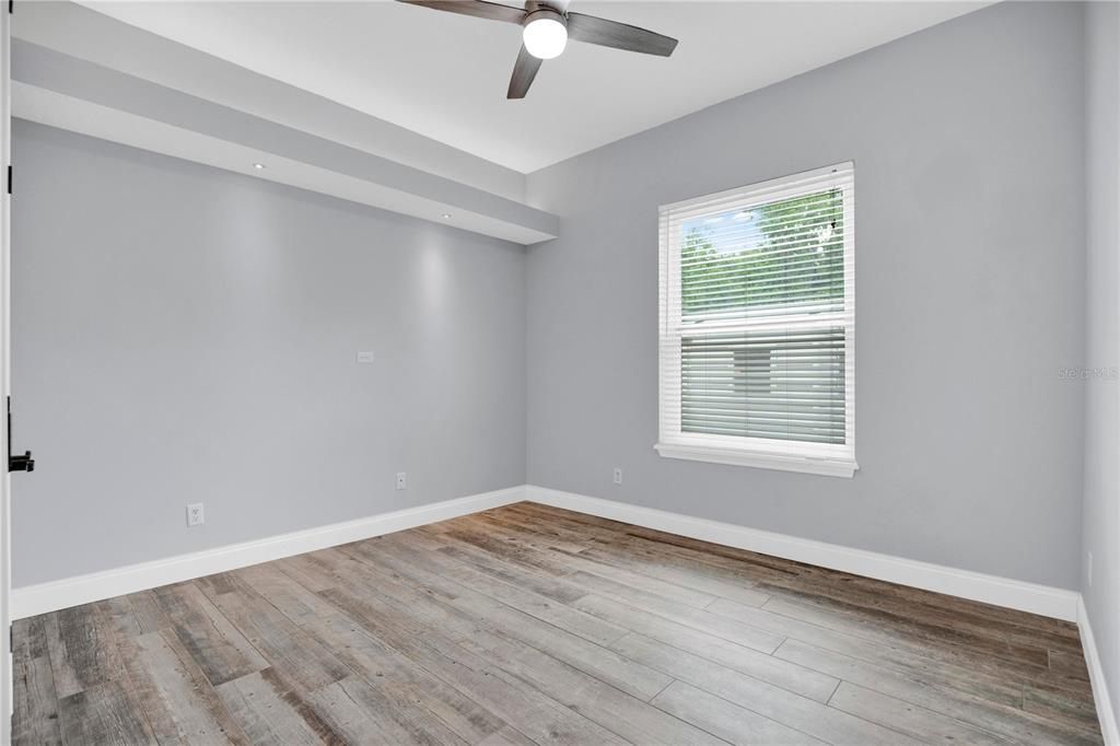 Active With Contract: $1,200,000 (5 beds, 4 baths, 3238 Square Feet)