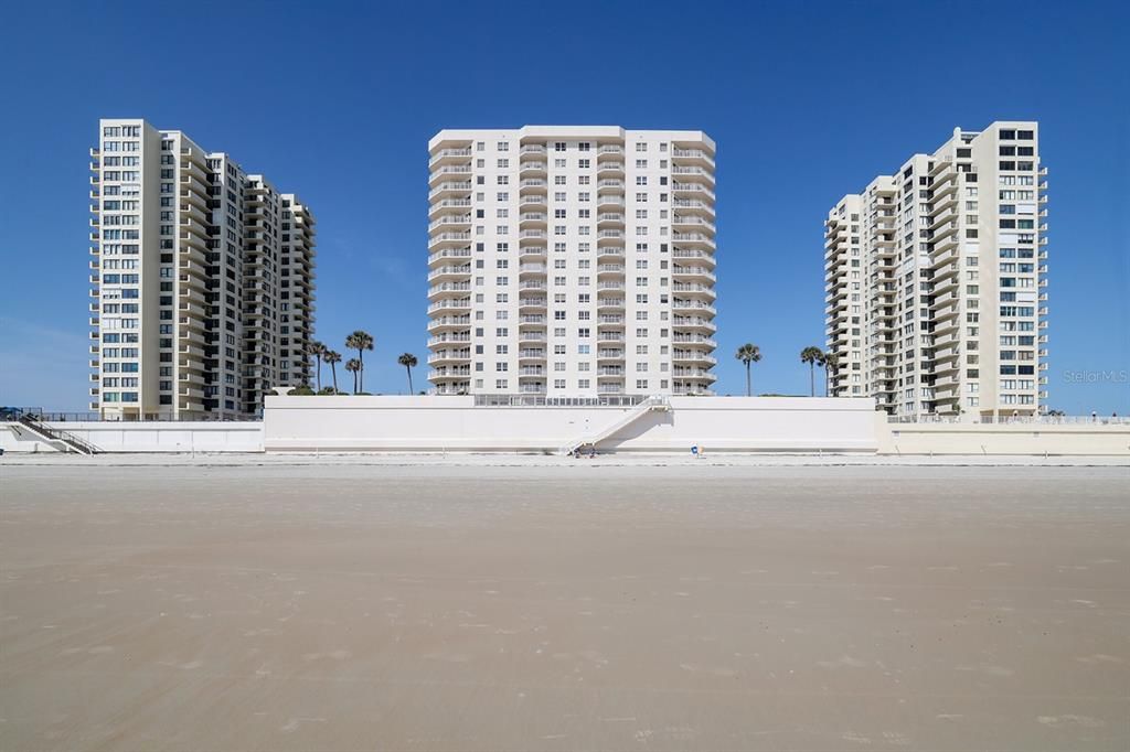 For Sale: $499,000 (2 beds, 2 baths, 1384 Square Feet)