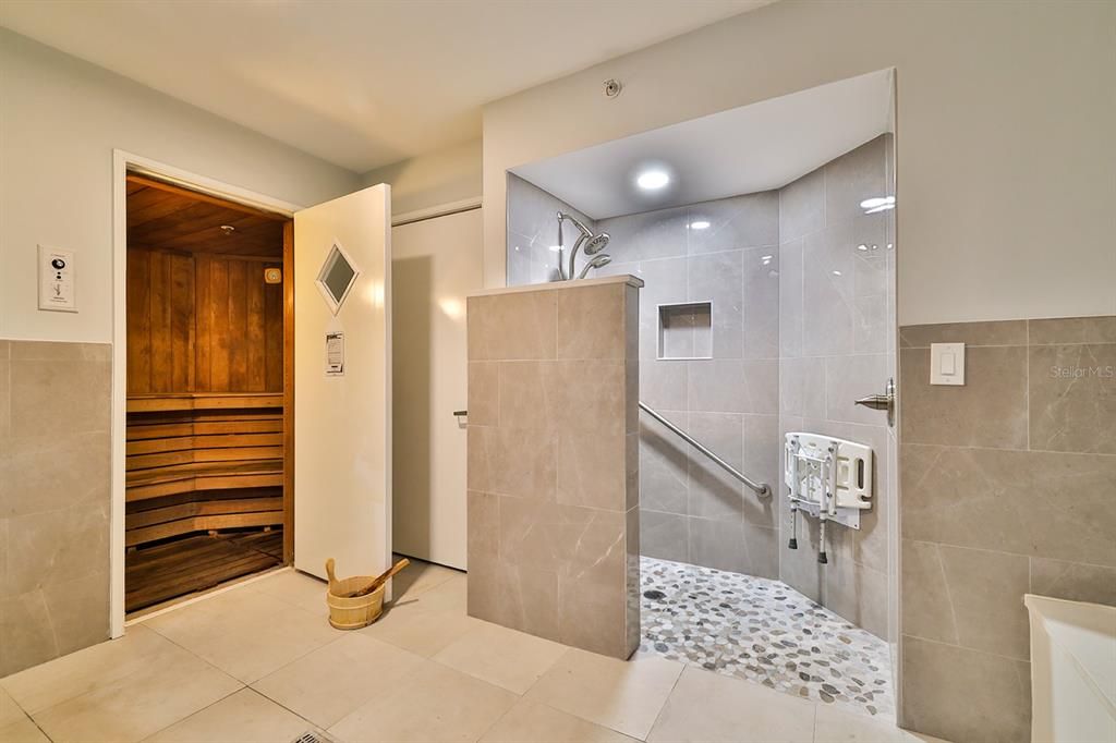 For Sale: $499,000 (2 beds, 2 baths, 1384 Square Feet)