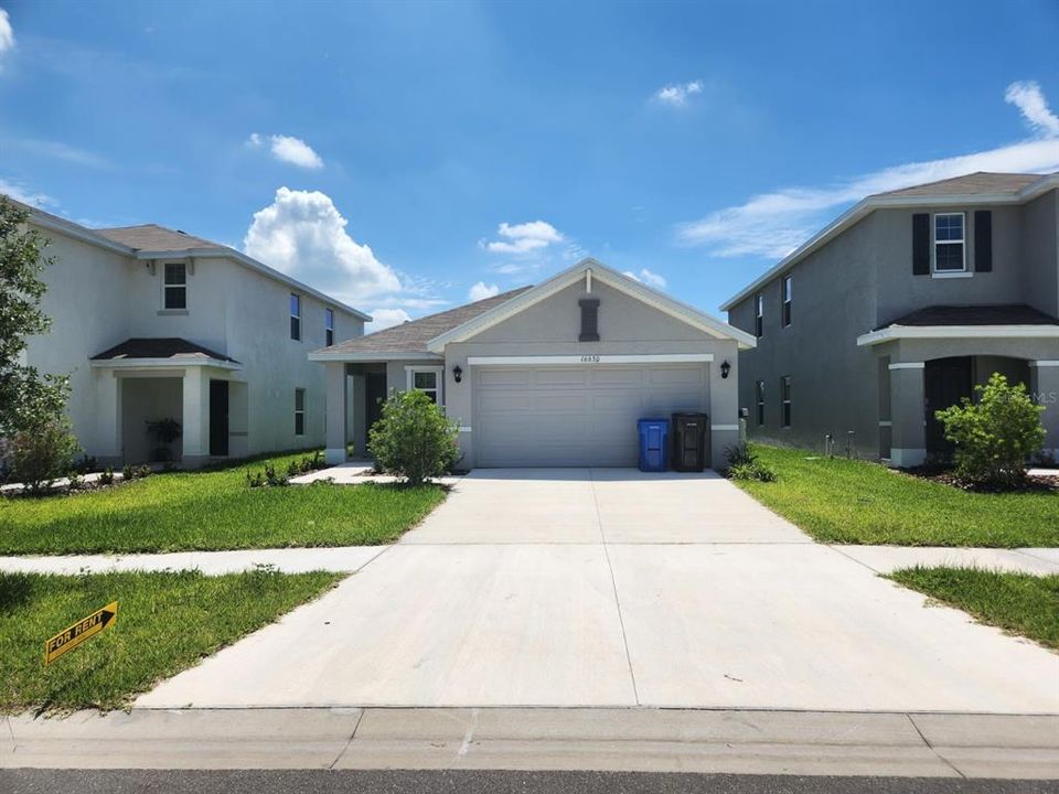 For Sale: $329,000 (3 beds, 2 baths, 1516 Square Feet)