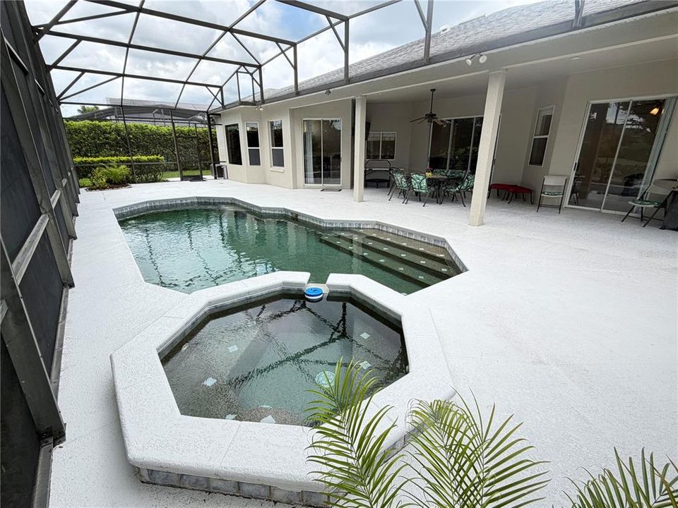 For Sale: $724,500 (4 beds, 3 baths, 2745 Square Feet)