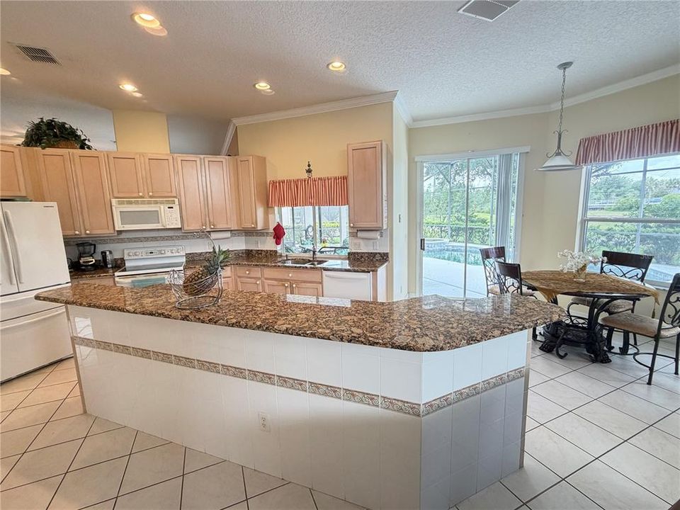 For Sale: $724,500 (4 beds, 3 baths, 2745 Square Feet)