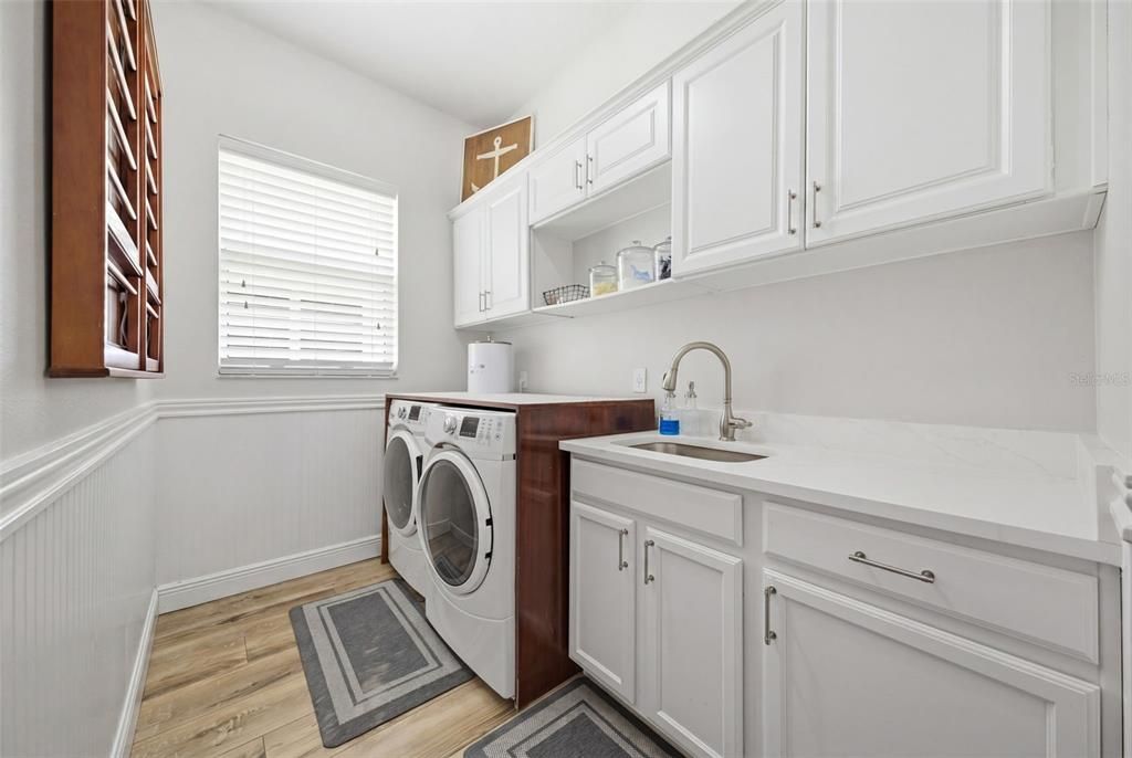 For Sale: $724,900 (5 beds, 4 baths, 3101 Square Feet)
