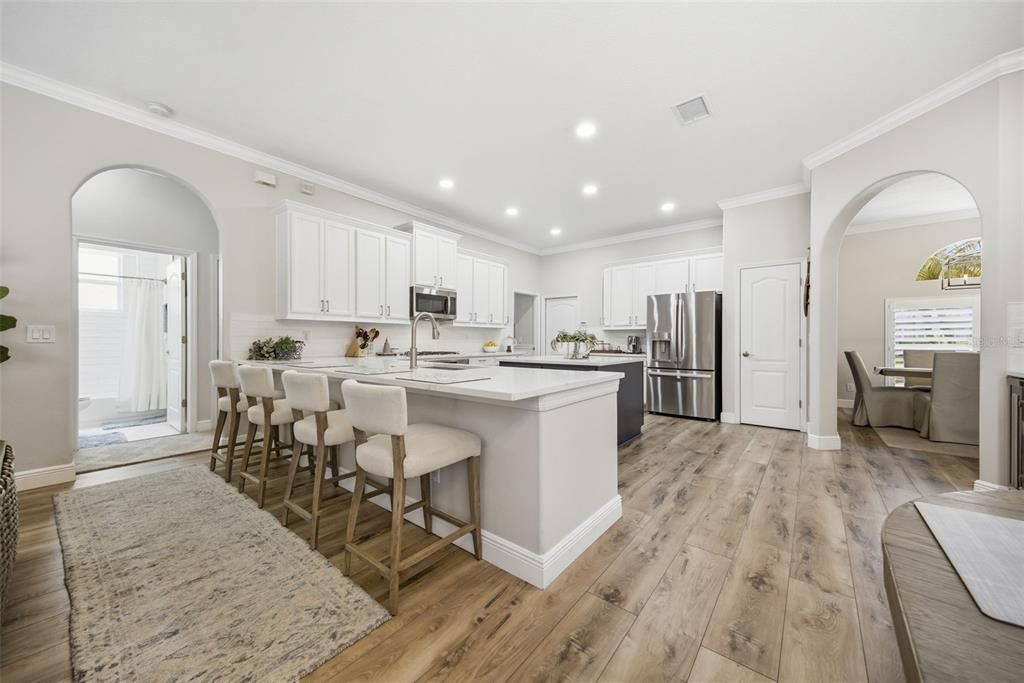 For Sale: $724,900 (5 beds, 4 baths, 3101 Square Feet)