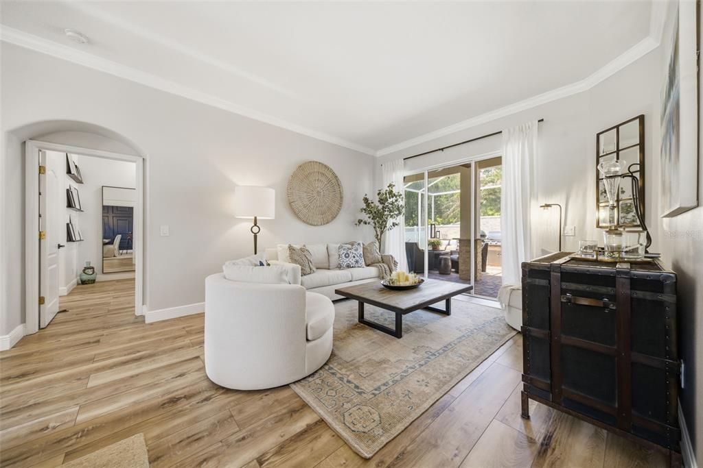 For Sale: $724,900 (5 beds, 4 baths, 3101 Square Feet)