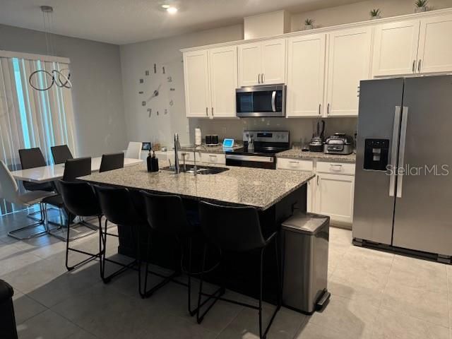 For Rent: $2,500 (3 beds, 2 baths, 1803 Square Feet)