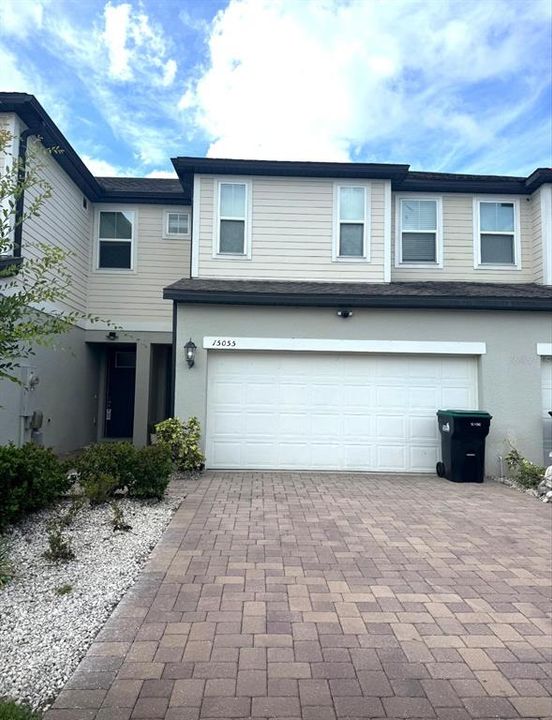 For Rent: $2,500 (3 beds, 2 baths, 1803 Square Feet)