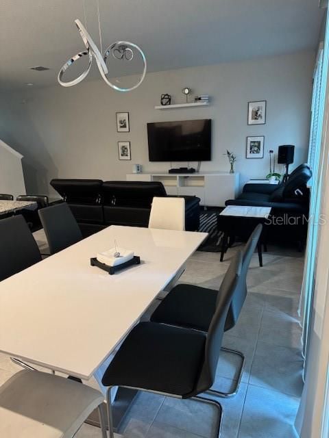 For Rent: $2,500 (3 beds, 2 baths, 1803 Square Feet)