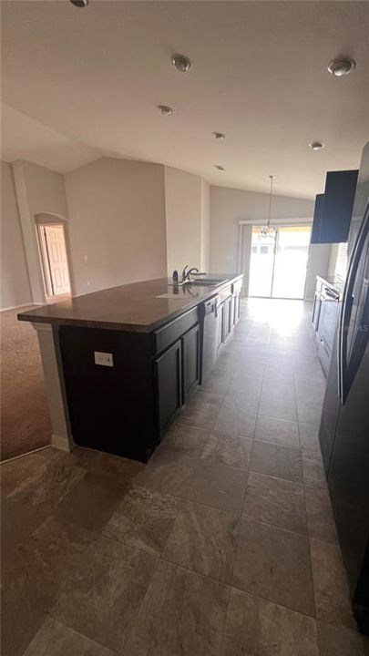 For Sale: $290,000 (4 beds, 2 baths, 1757 Square Feet)