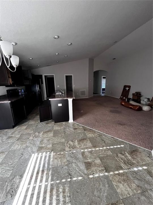 For Sale: $290,000 (4 beds, 2 baths, 1757 Square Feet)