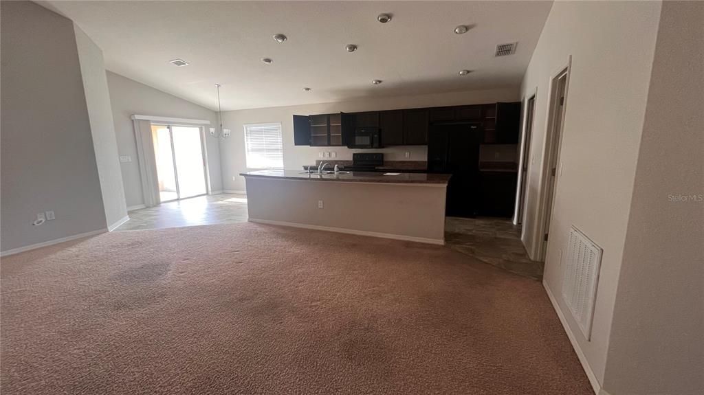 For Sale: $290,000 (4 beds, 2 baths, 1757 Square Feet)