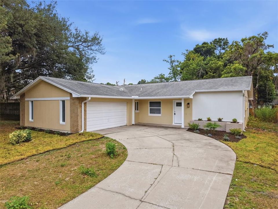 For Sale: $380,000 (3 beds, 2 baths, 1564 Square Feet)