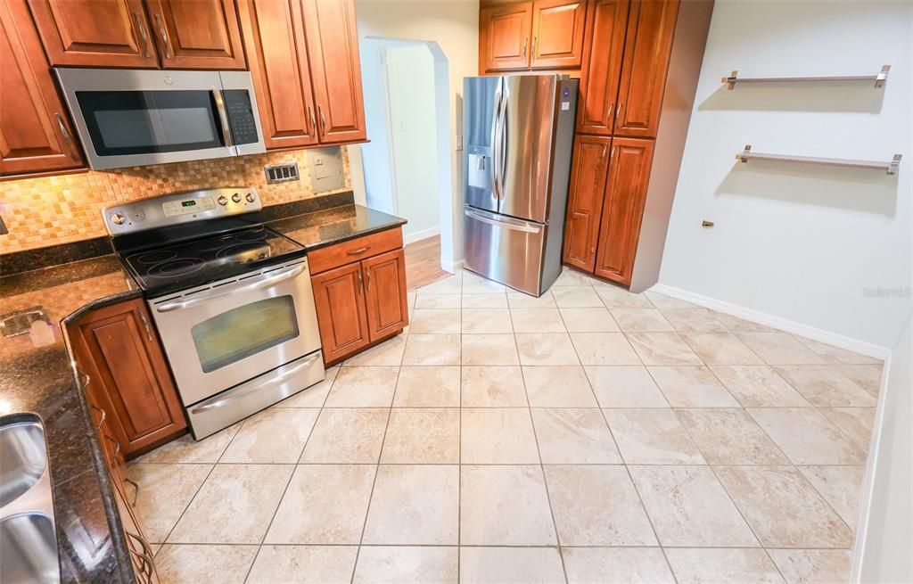 В аренду: $2,850 (3 спален, 2 ванн, 1112 Квадратных фут)