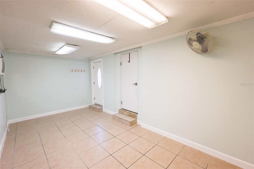 В аренду: $2,850 (3 спален, 2 ванн, 1112 Квадратных фут)
