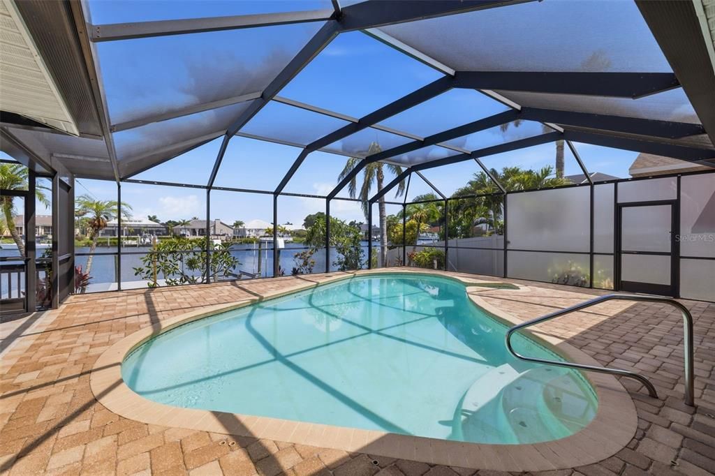 For Sale: $959,000 (4 beds, 2 baths, 1930 Square Feet)