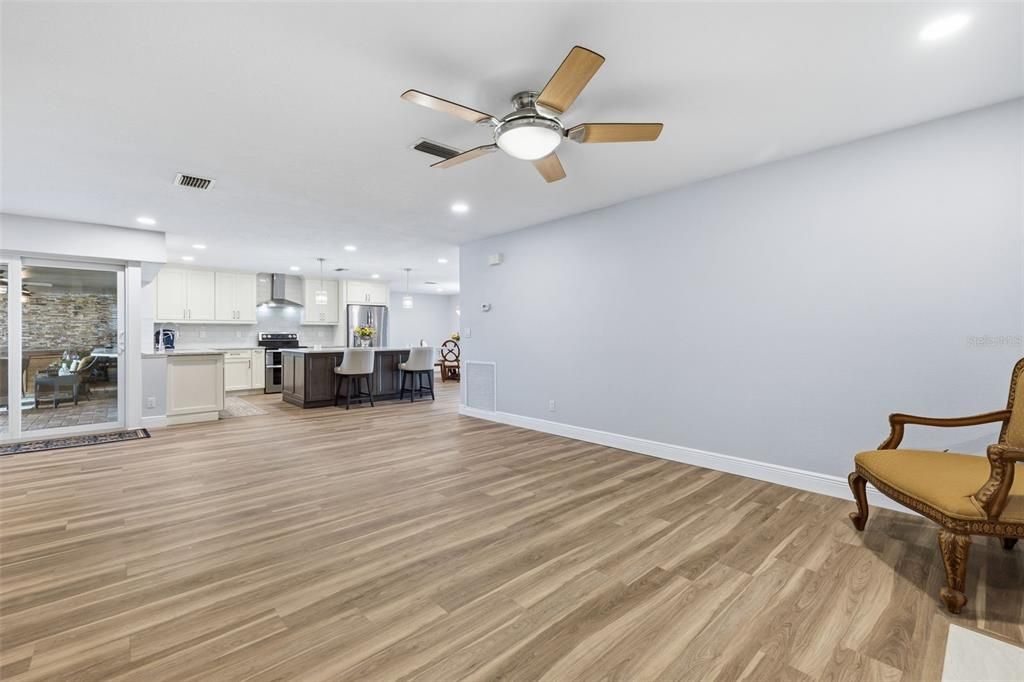 For Sale: $959,000 (4 beds, 2 baths, 1930 Square Feet)