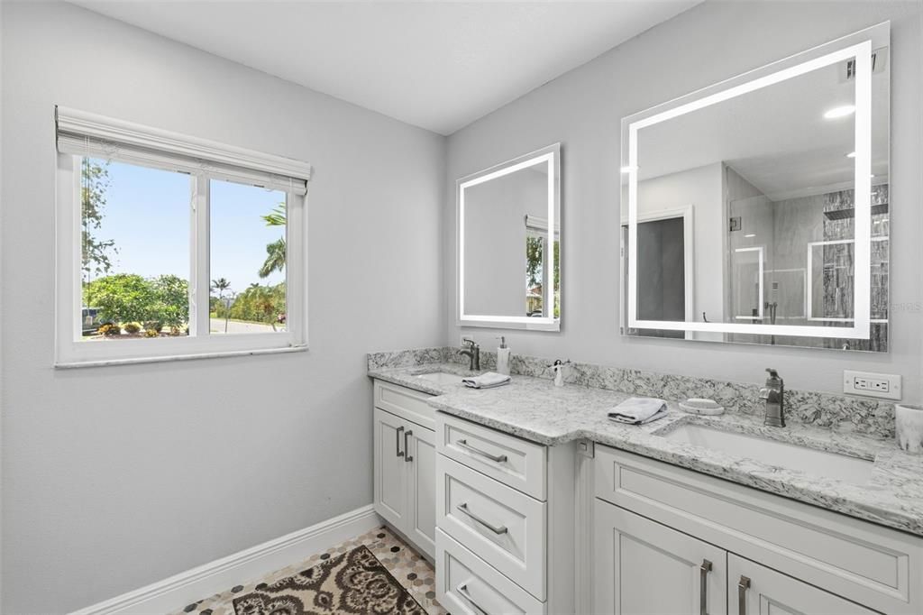 For Sale: $959,000 (4 beds, 2 baths, 1930 Square Feet)