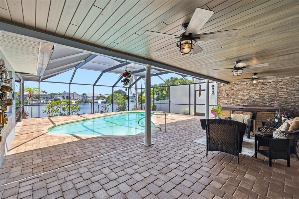 For Sale: $959,000 (4 beds, 2 baths, 1930 Square Feet)