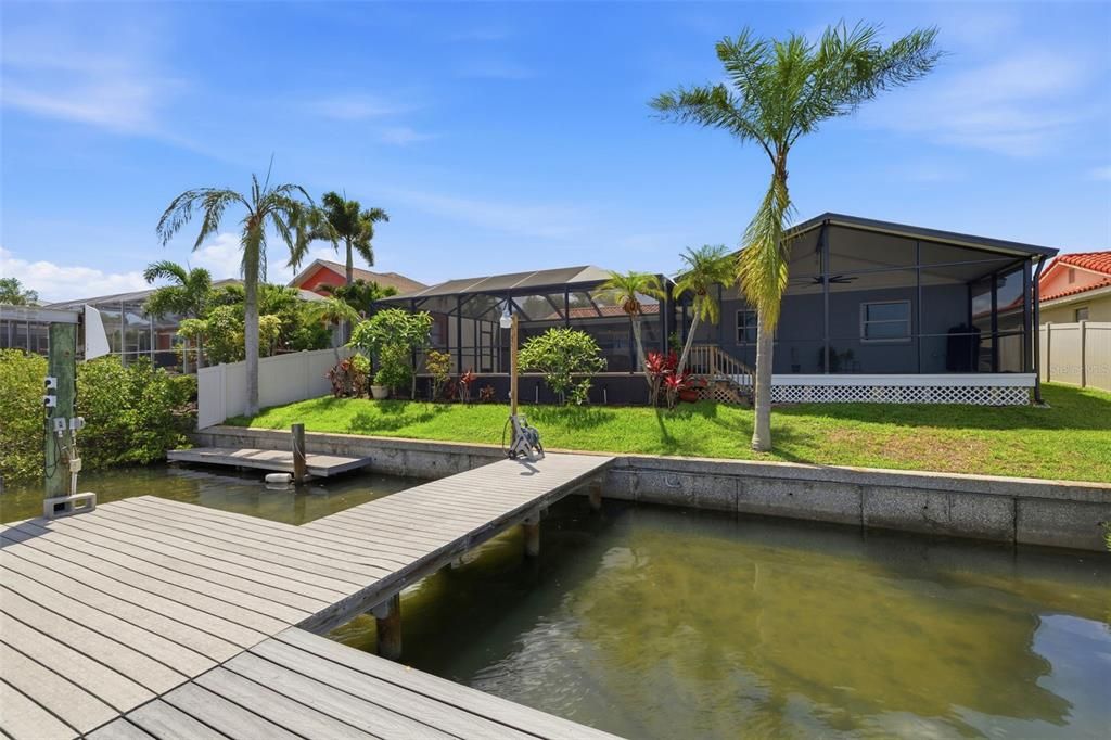 For Sale: $959,000 (4 beds, 2 baths, 1930 Square Feet)