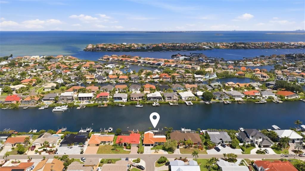 For Sale: $959,000 (4 beds, 2 baths, 1930 Square Feet)
