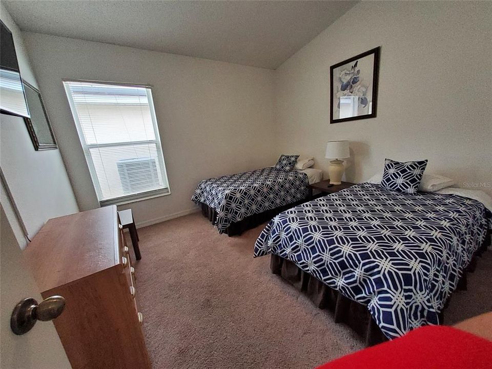 For Rent: $2,650 (4 beds, 3 baths, 1929 Square Feet)