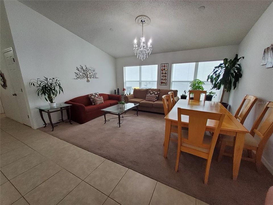 For Rent: $2,650 (4 beds, 3 baths, 1929 Square Feet)