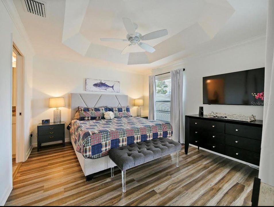 For Rent: $2,650 (3 beds, 2 baths, 1424 Square Feet)