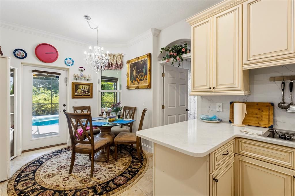 For Sale: $499,900 (3 beds, 2 baths, 1726 Square Feet)