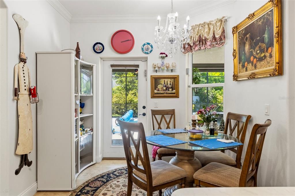For Sale: $499,900 (3 beds, 2 baths, 1726 Square Feet)