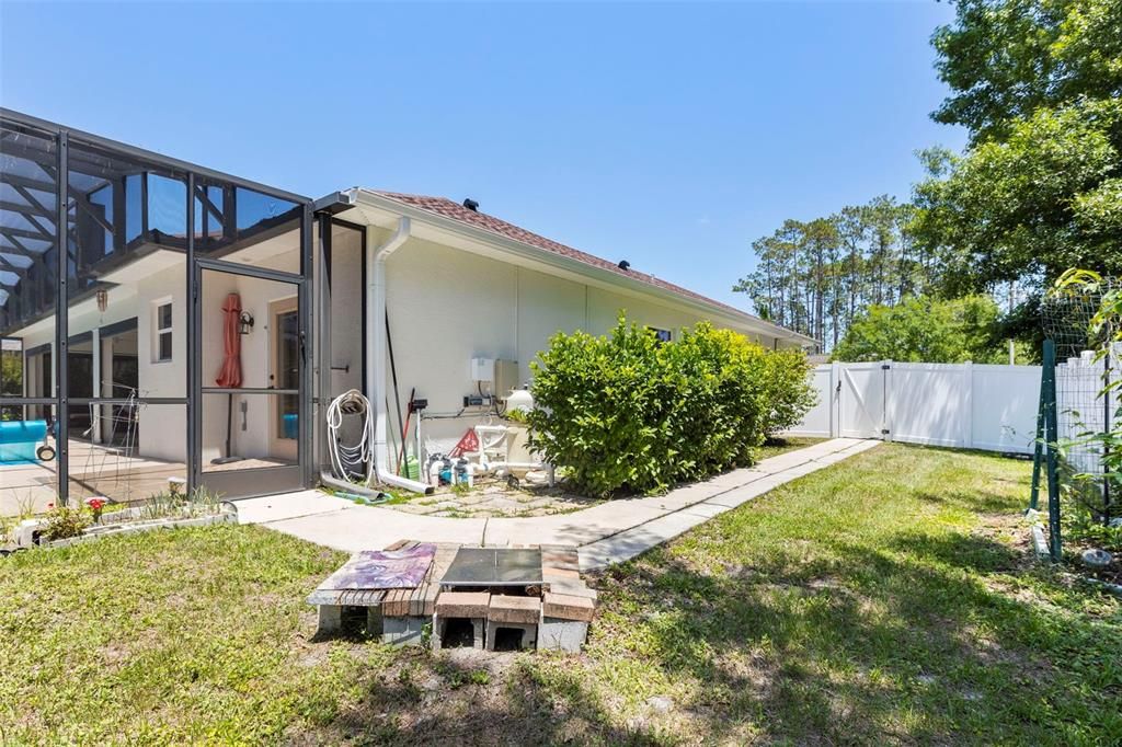 For Sale: $499,900 (3 beds, 2 baths, 1726 Square Feet)