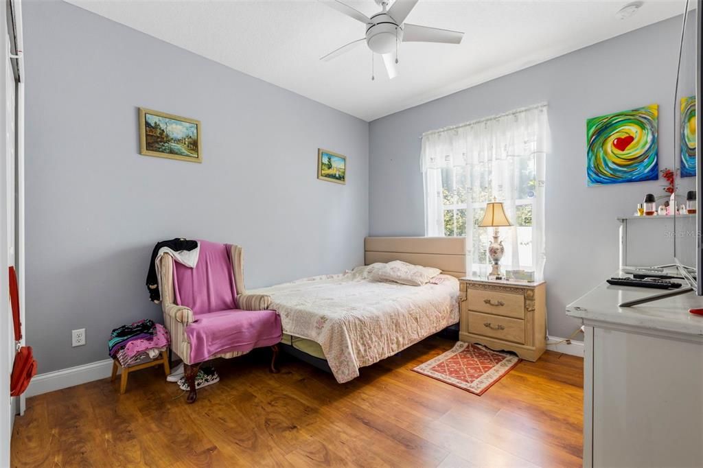 For Sale: $499,900 (3 beds, 2 baths, 1726 Square Feet)
