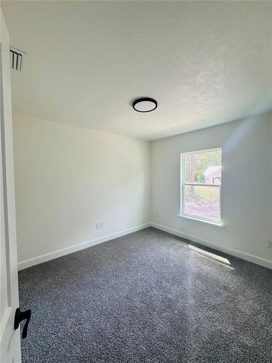 For Sale: $314,000 (3 beds, 2 baths, 1402 Square Feet)