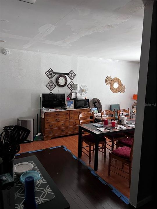 For Sale: $399,000 (4 beds, 2 baths, 1850 Square Feet)