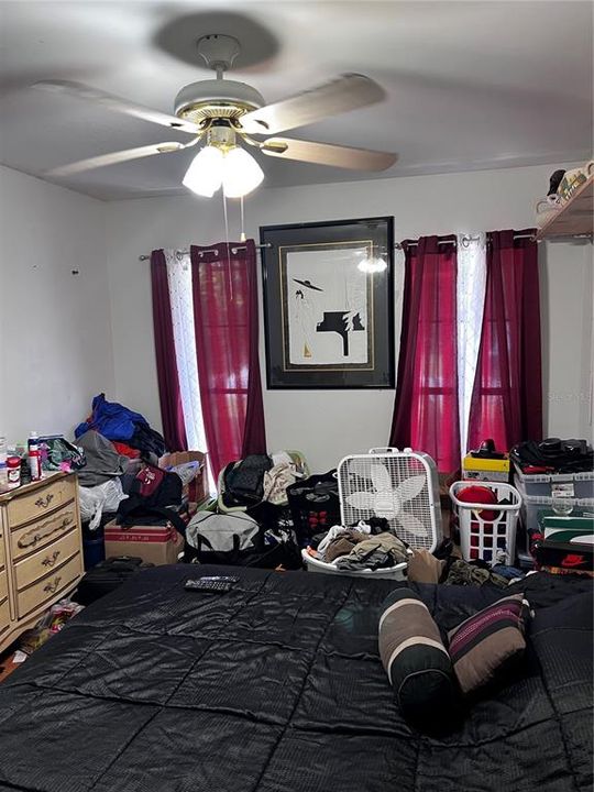 For Sale: $399,000 (4 beds, 2 baths, 1850 Square Feet)
