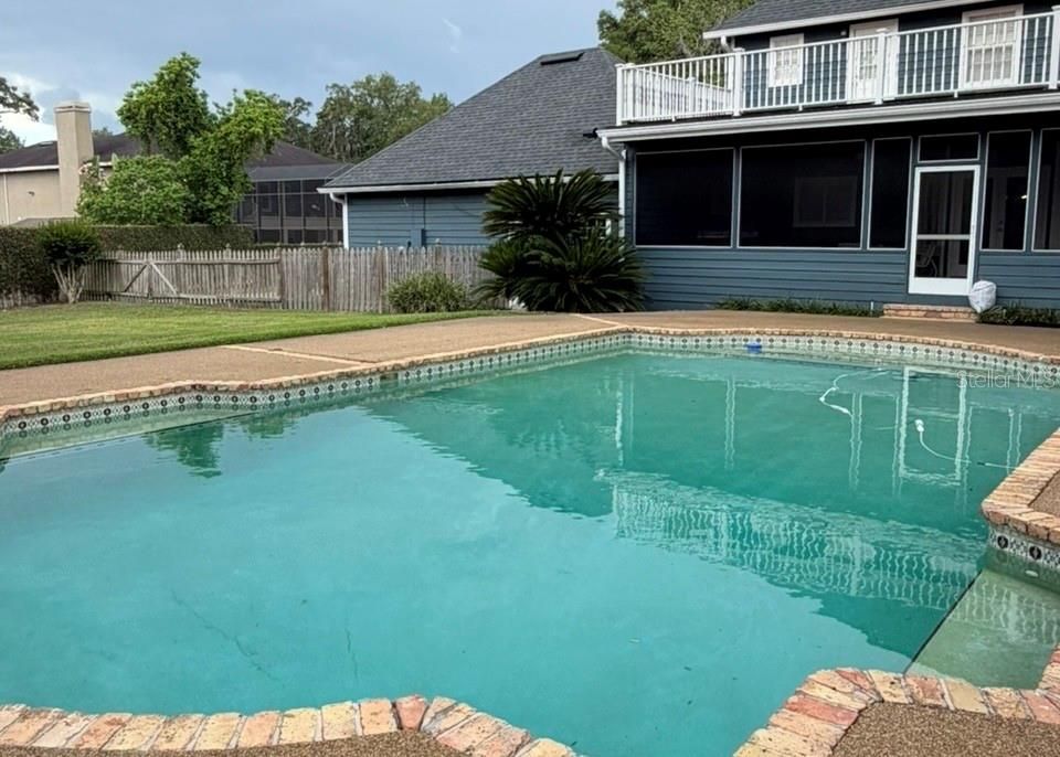 Active With Contract: $995,000 (4 beds, 3 baths, 3841 Square Feet)