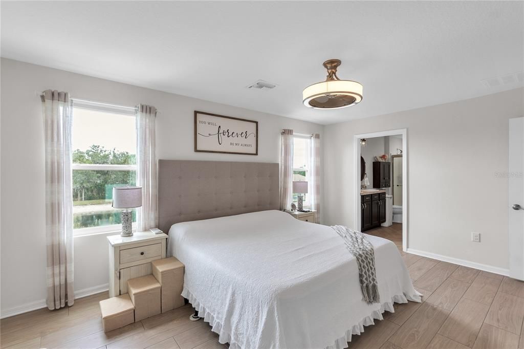 For Sale: $345,000 (3 beds, 2 baths, 1682 Square Feet)