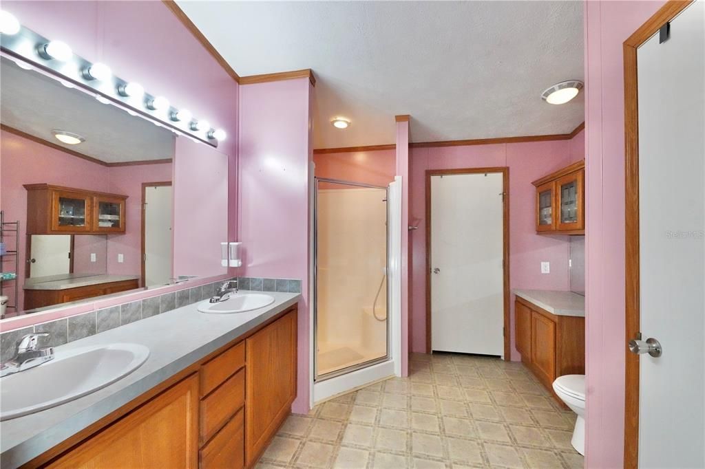 For Sale: $295,000 (4 beds, 2 baths, 2356 Square Feet)