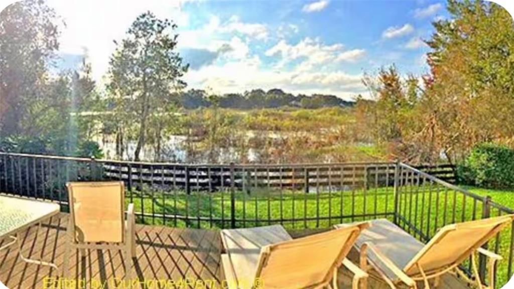 For Sale: $395,000 (3 beds, 3 baths, 1652 Square Feet)