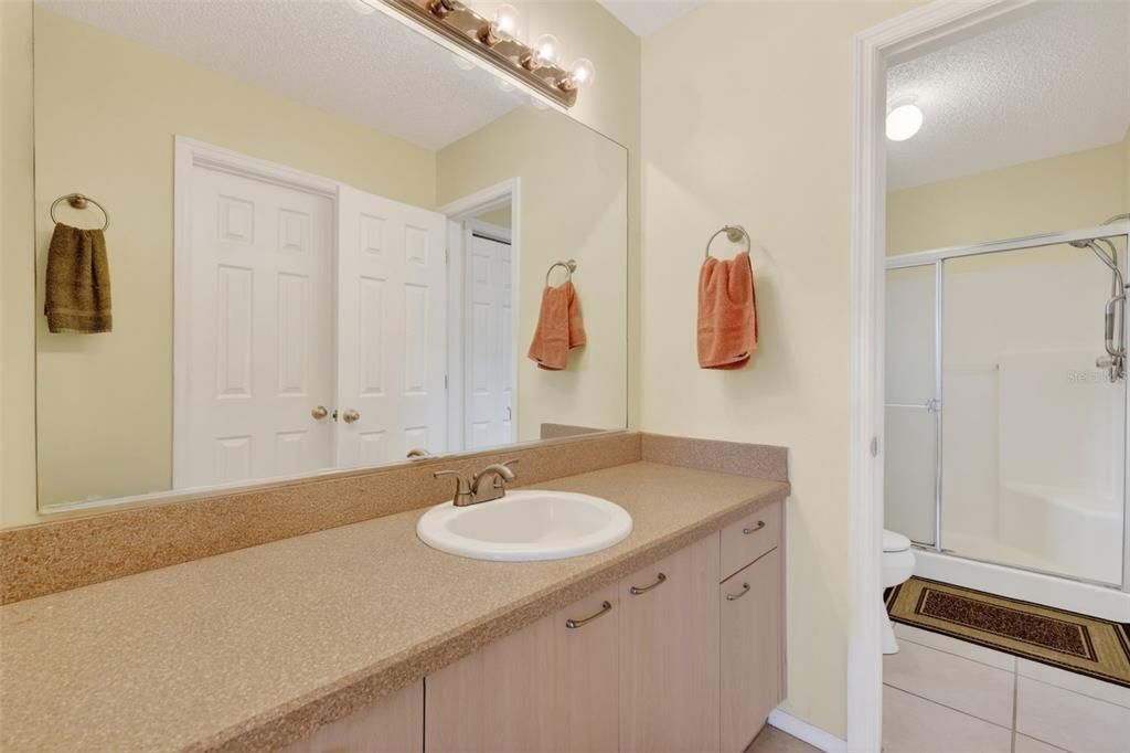 For Sale: $395,000 (3 beds, 3 baths, 1652 Square Feet)