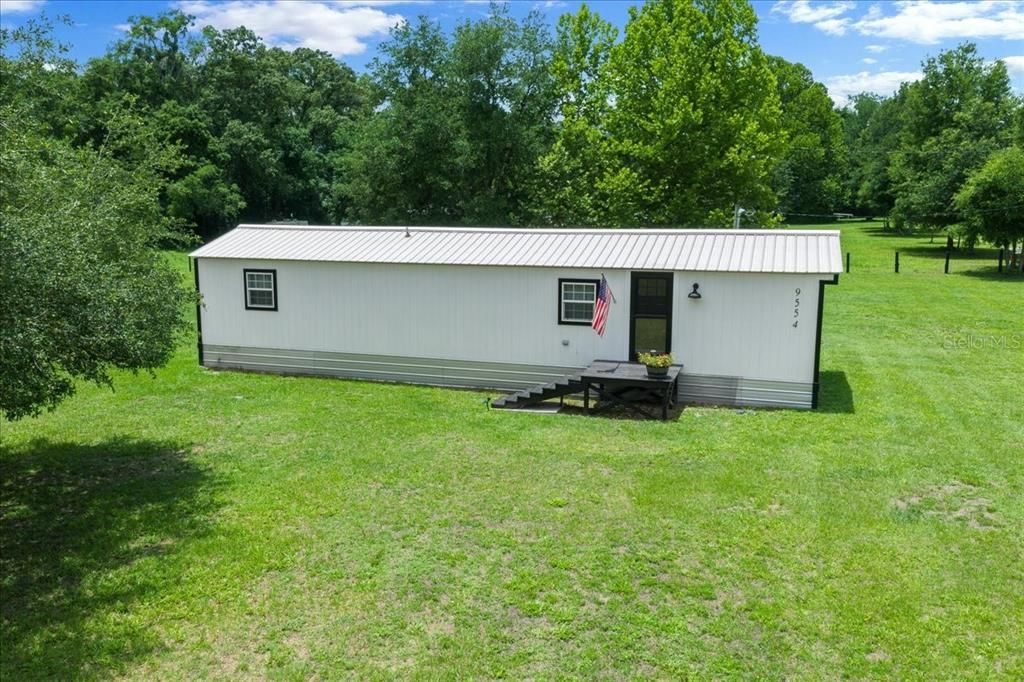 For Sale: $499,900 (3 beds, 2 baths, 2320 Square Feet)