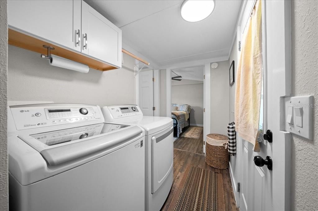 For Sale: $499,900 (3 beds, 2 baths, 2320 Square Feet)
