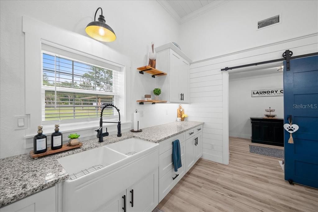 For Sale: $499,900 (3 beds, 2 baths, 2320 Square Feet)