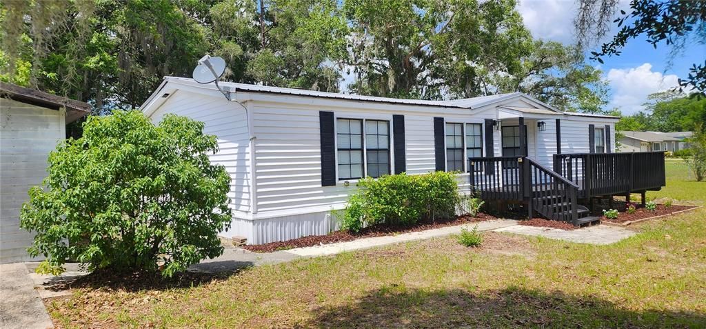 For Sale: $220,000 (3 beds, 2 baths, 1240 Square Feet)