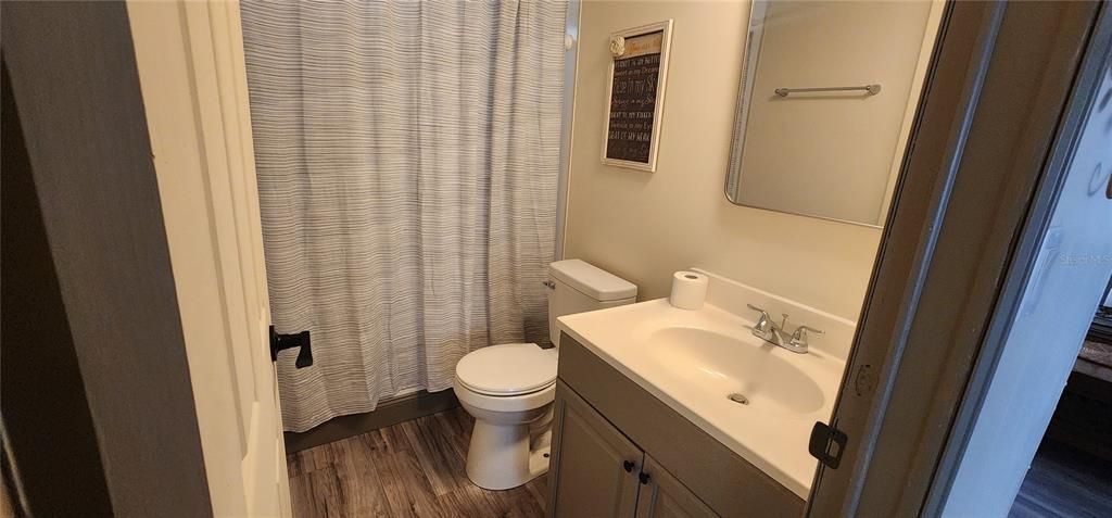 For Sale: $220,000 (3 beds, 2 baths, 1240 Square Feet)