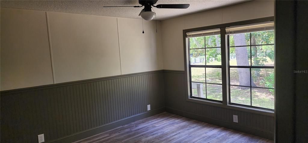 For Sale: $220,000 (3 beds, 2 baths, 1240 Square Feet)