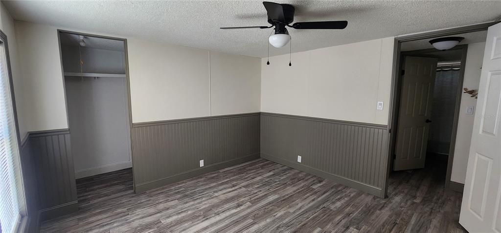 For Sale: $220,000 (3 beds, 2 baths, 1240 Square Feet)