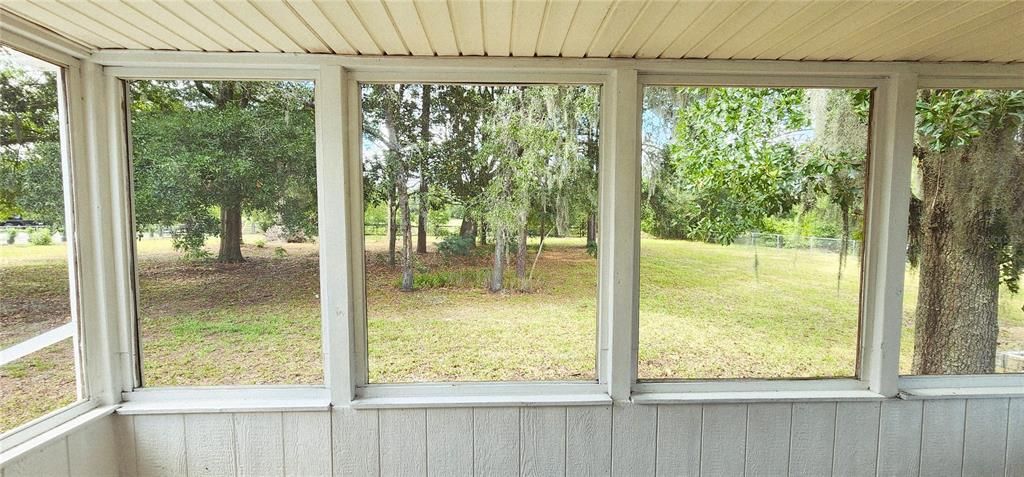 For Sale: $220,000 (3 beds, 2 baths, 1240 Square Feet)