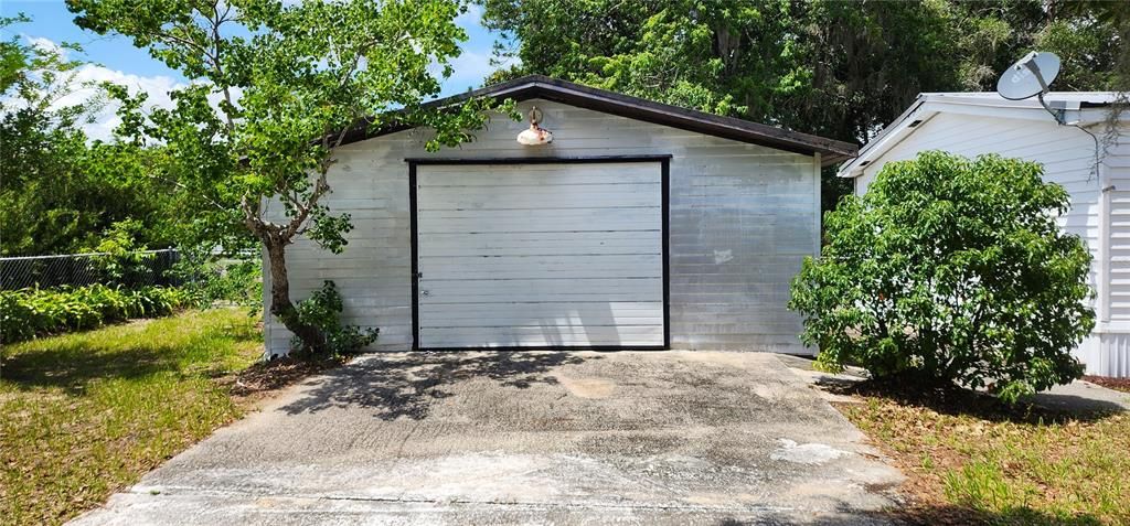 For Sale: $220,000 (3 beds, 2 baths, 1240 Square Feet)