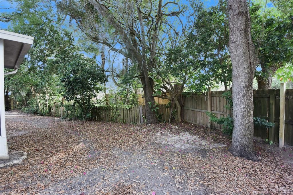 For Sale: $425,000 (3 beds, 2 baths, 1724 Square Feet)
